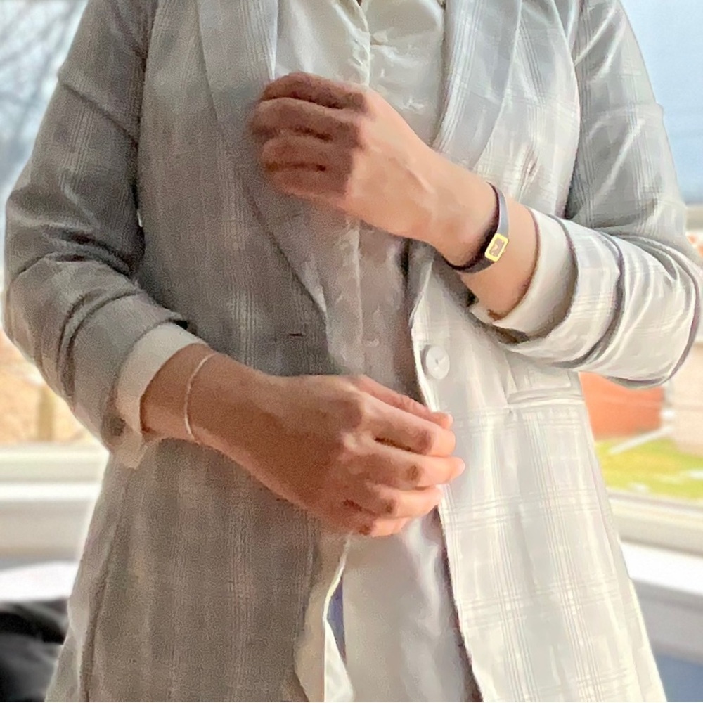 H&M Plaid Women Blazer with Ruched Sleeves - Picture 5 of 5